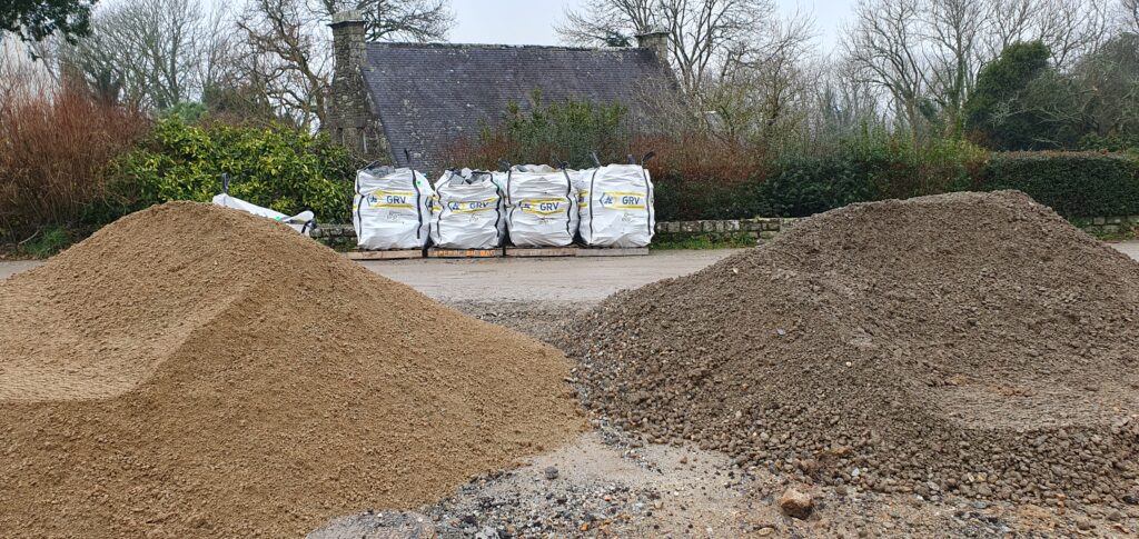 aménagement urbain granit breton pavés gris roux de Languédias rebillon voirie grv locronan